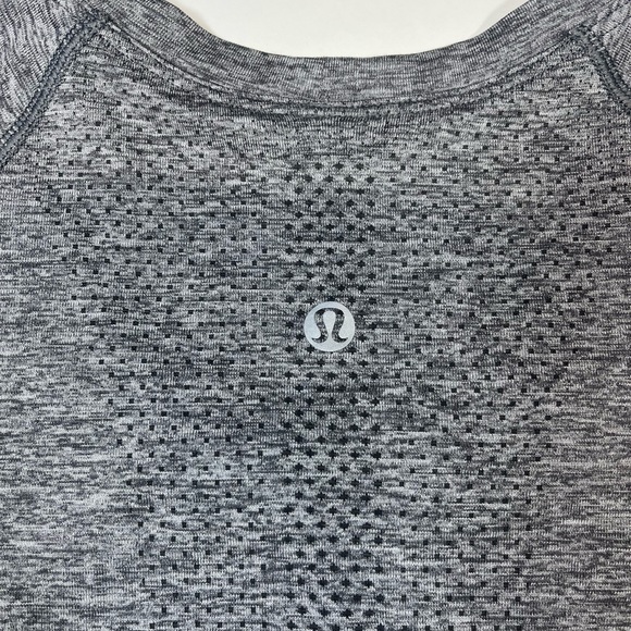 Lululemon Swiftly Tech Short Sleeve Shirt Grey Women’s Size 8 - Picture 5 of 6